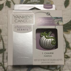 Pumpkin Charm - YANKEE CANDLE