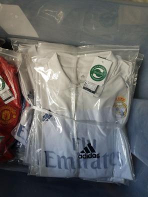 Real Madrid (home) (LARGE)