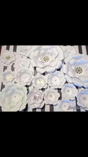 Special all white paper flower wall deco