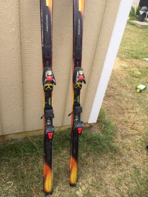 Salomon Skis