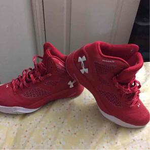 Red under armor drive shoes Size 6.5y
