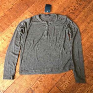FREE SHIP Brandy Melville Henley Top