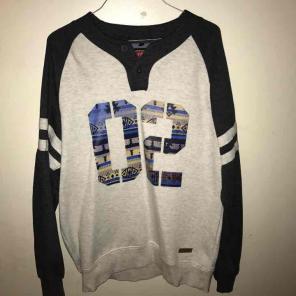 WT02 Sweater