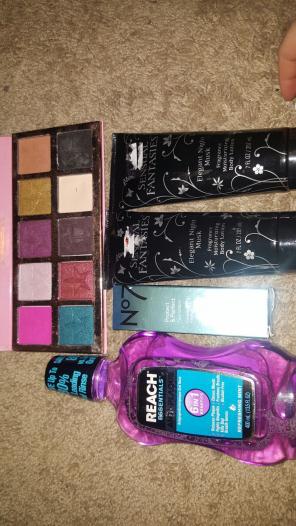 Beauty and hygiene set