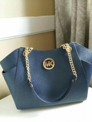 Michael Kors hand bag