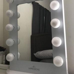 Impressions Vanity Hollywood Iconic XL