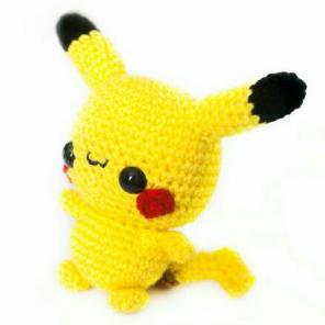 Pikachu Pokemon Amigurumi FREE SHIP