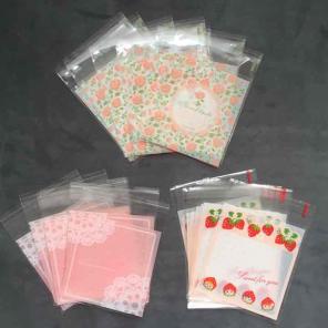 24 Pink Floral strawberry cello bags 4x4