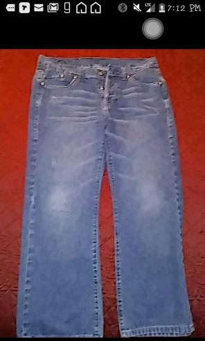 ROCK and REPUBLIC MENS FLY JEANS