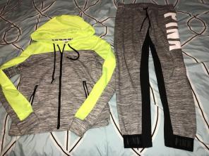 Victoria’s Secret Pink Hoodie Jogger M