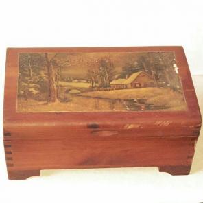 Cedar Wood Box