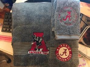 Roll Tide Embroidered Towel Set