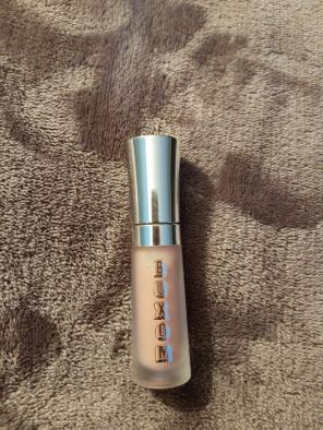 Buxom Lip Plumper Gloss White Russian