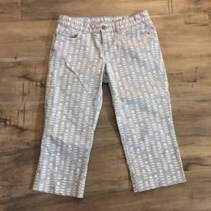 Anthropologie blue floral capris
