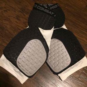 Nike pro combat