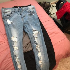 Distressed H&M Jeans