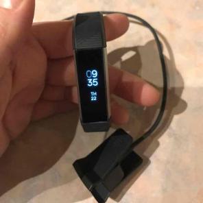 Fitbit Alta- small