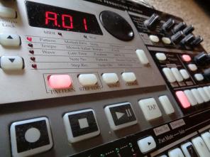 KORG Electribe EM-1 rhythm machine