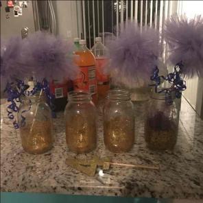 Gold and purple decoration