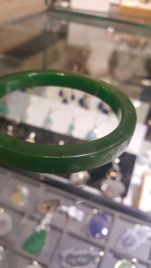 Authentic green BAKELITE bangle bracelet