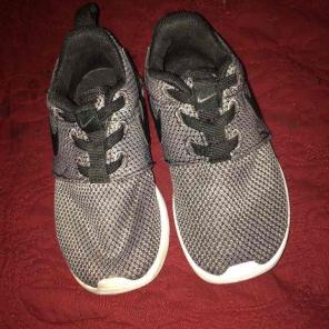 Nike Roshes