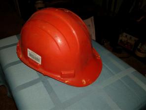 Adjustable orange hard hat Construction