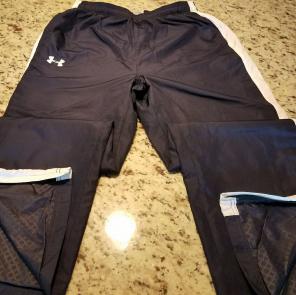 Under Armour men's sweatpants