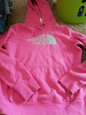 Womans north face size small