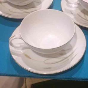 Golden wheat Japan Fine China TeaCup Set