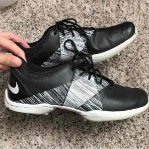 Women's Nike golf shoes