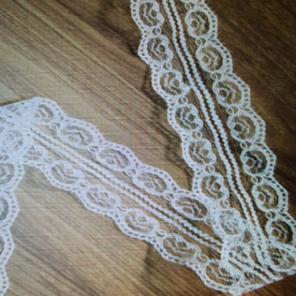 Nwt white bilateral lace