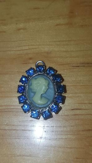 Cameo charm pendant blue stones