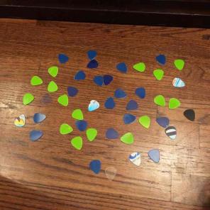 20+ Plastic guitar picks