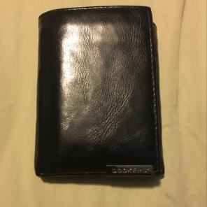 Tri-fold Leather Wallet