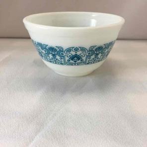 Pyrex Horizon Blue 401 Mixing Bowl