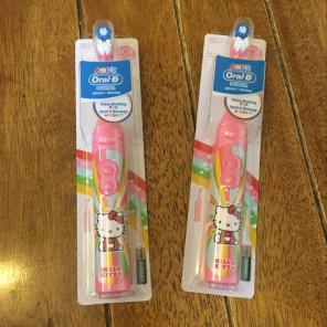 NEW Hello Kitty Power Brush