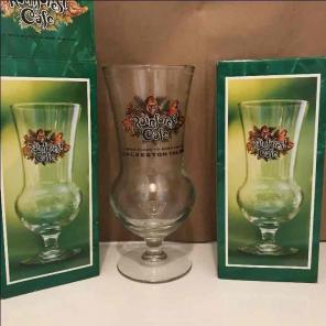 New in box 20 oz hurricane glasses souv
