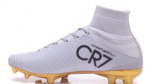 NEW CR7 2017/18 CLEATS