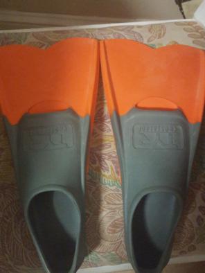 TYR Swim Fins size 3-5