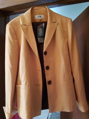 Women's pant suit