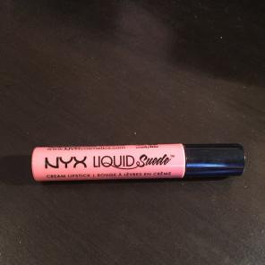 NYX creme Lipstick Tea And Cookies