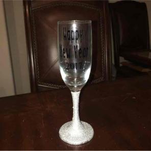 Glitter dipped champagne glasses