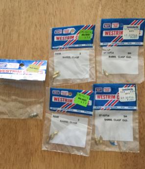 Bundle Of 8 Barrel Clasps