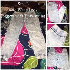 Size L Joggers With Drawstrings