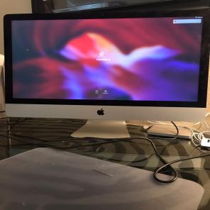 PRISTINE iMac 27"