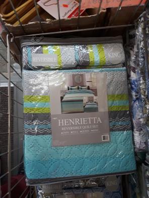 3 piece king size quilt. Sky blue