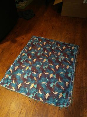 Beautiful Corner beaded dolphin table pl