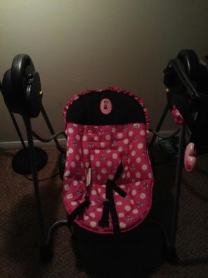 Baby swing