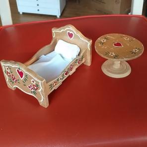 Vintage dollhouse furniture