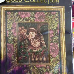Gold Collection 2450 Tapestry Angel Kit